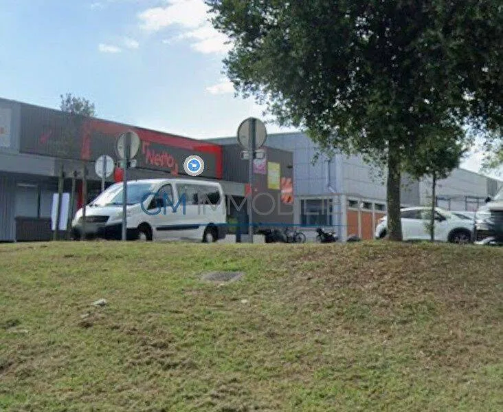 Local commercial