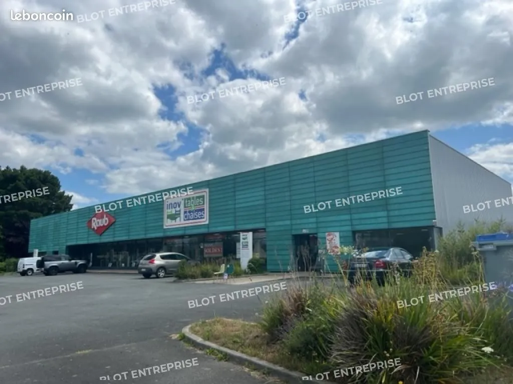 Local commercial