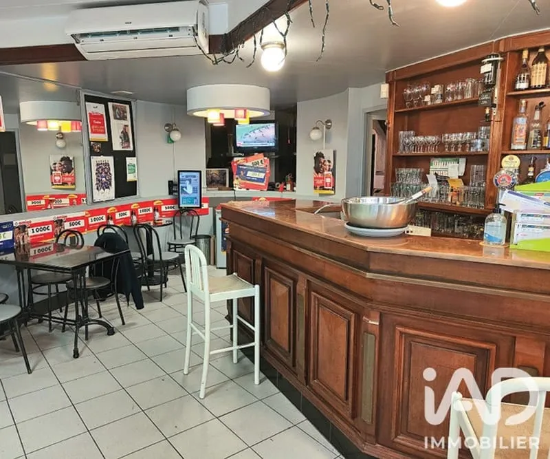 Local commercial