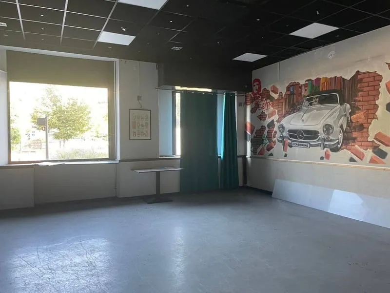 Local commercial