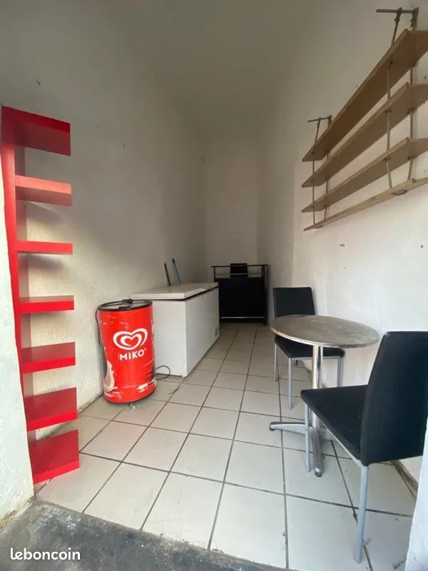 Local commercial