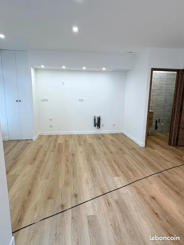 Local commercial