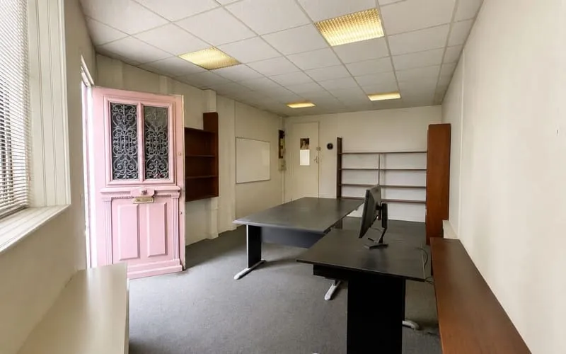 Local commercial