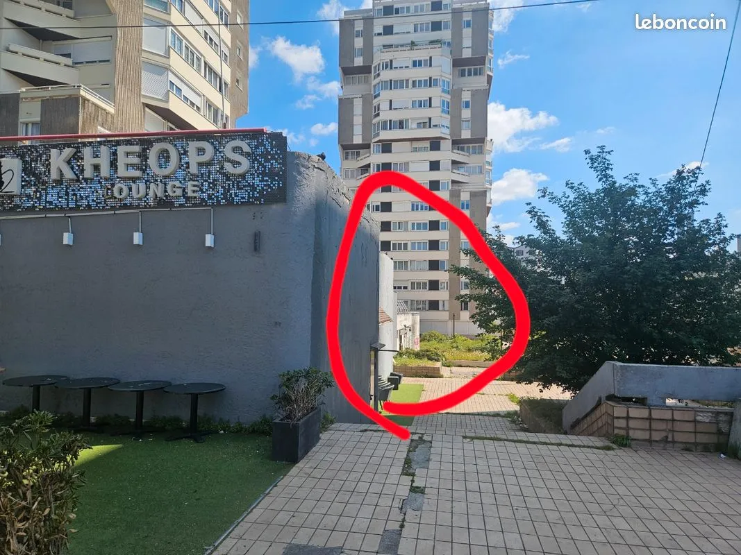 Local commercial