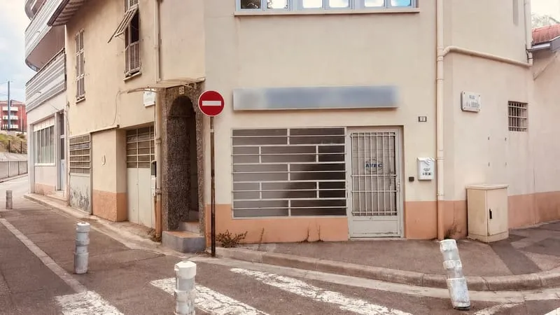 Local commercial