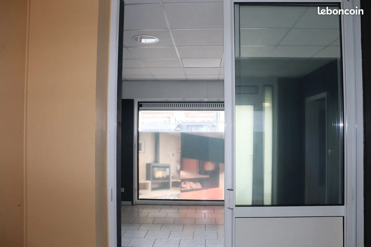 Local commercial