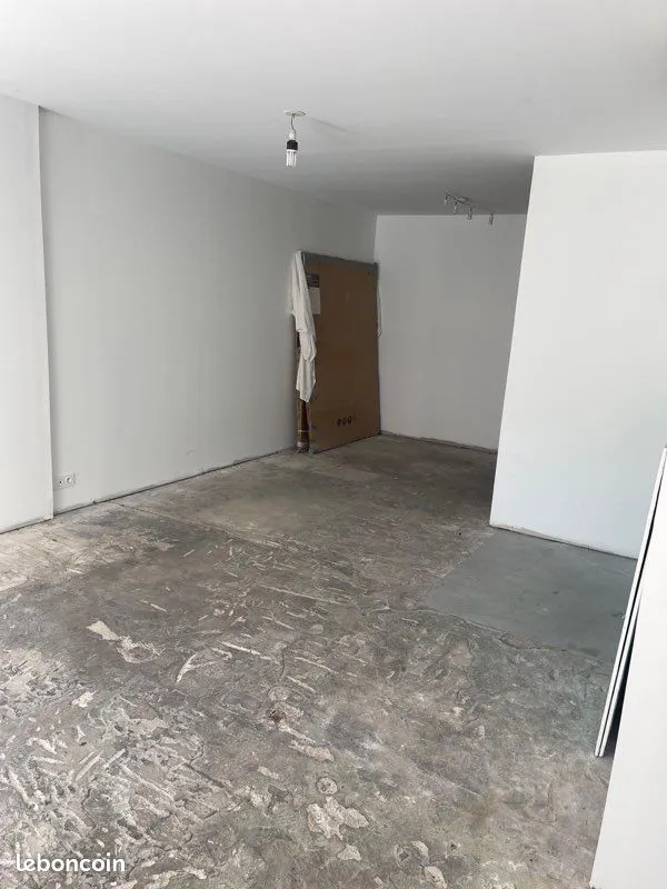 Local commercial