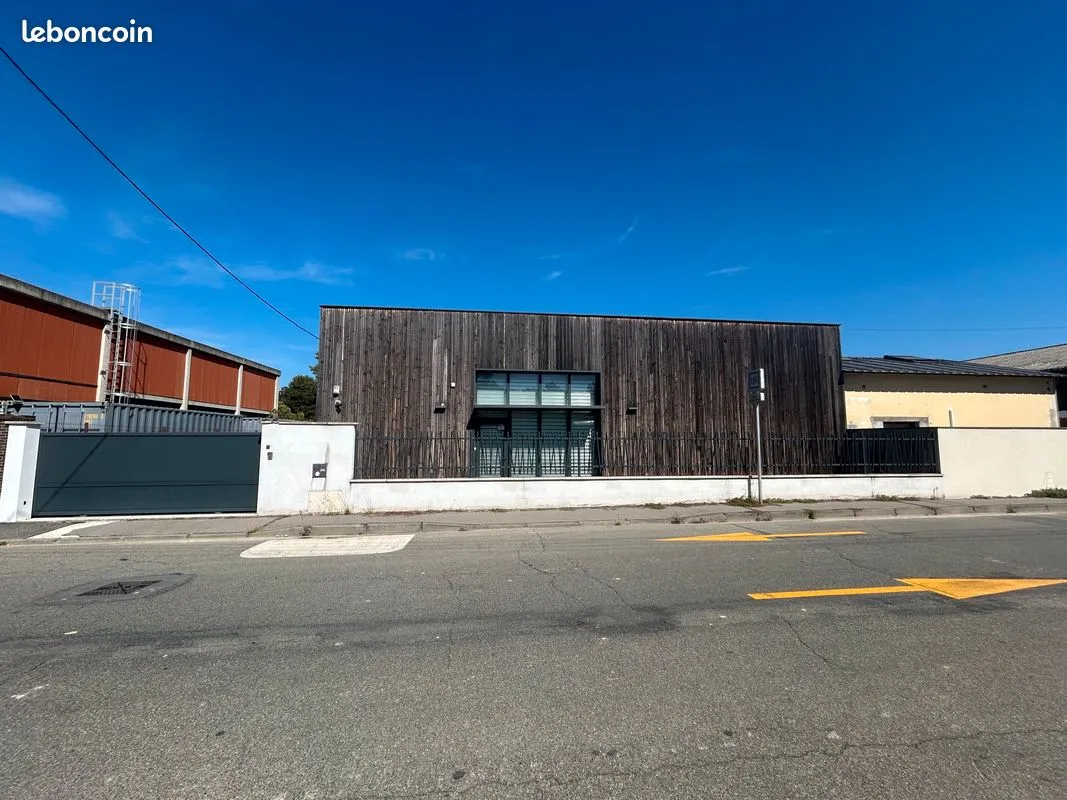 Local commercial