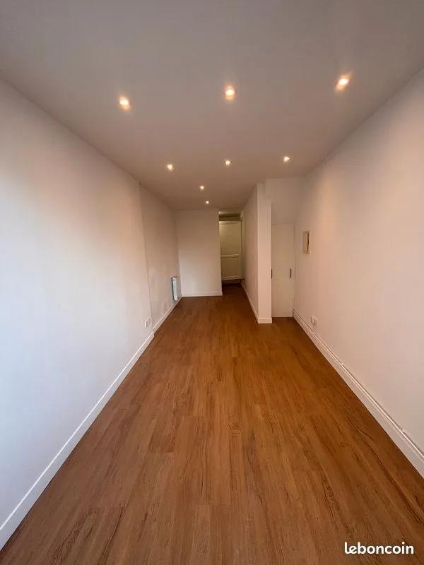 Local commercial