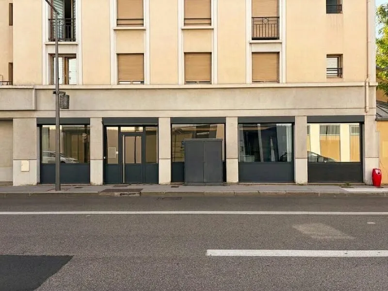 Local commercial