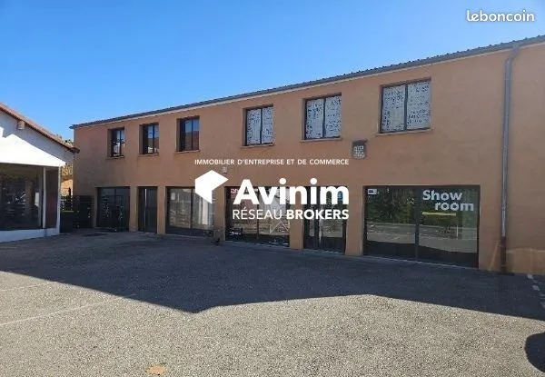 Local commercial
