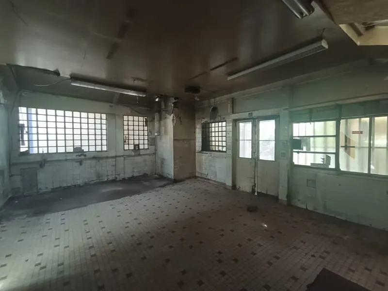 Local commercial