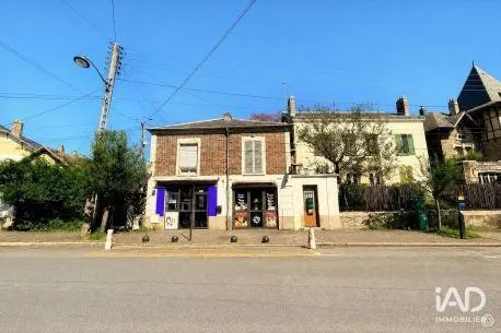 Local commercial