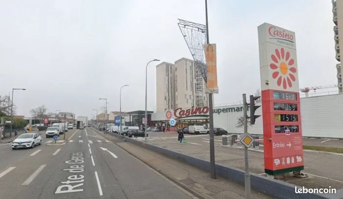 Local commercial