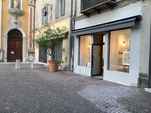 Local commercial