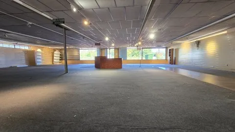 Local commercial