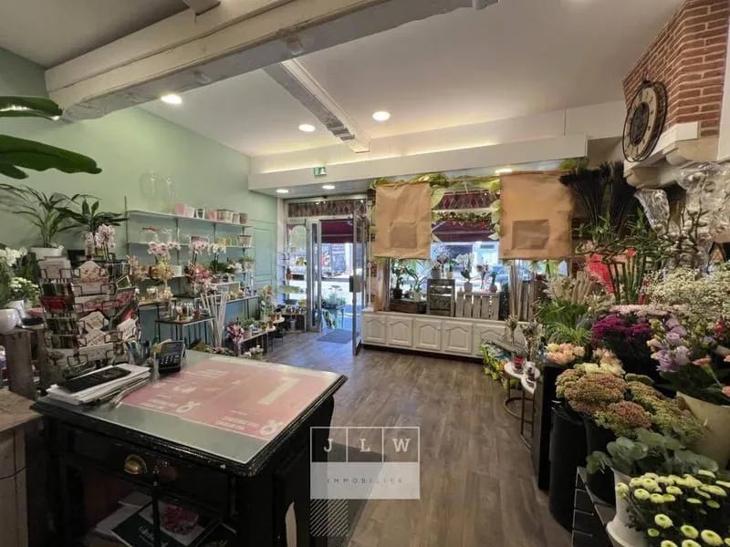 Local commercial