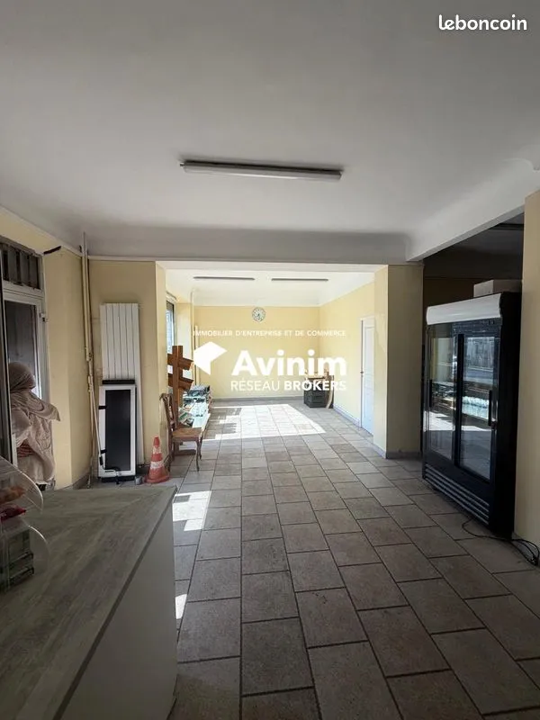 Local commercial