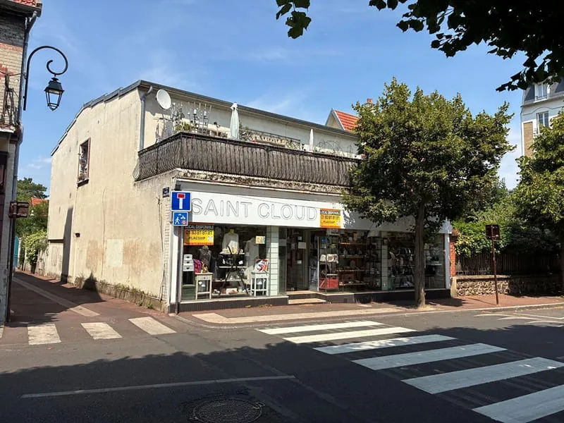 Local commercial